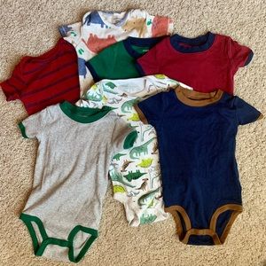 Lot of 18M Onesies (Boy - 7 items total)